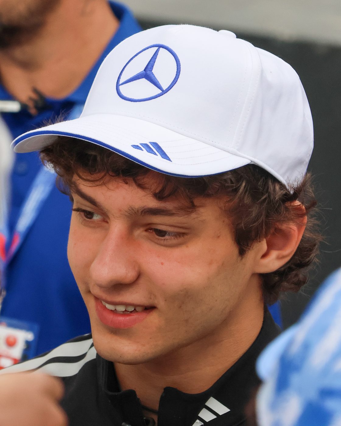Antonelli triomfeert in Monza na spectaculaire inhaalrace