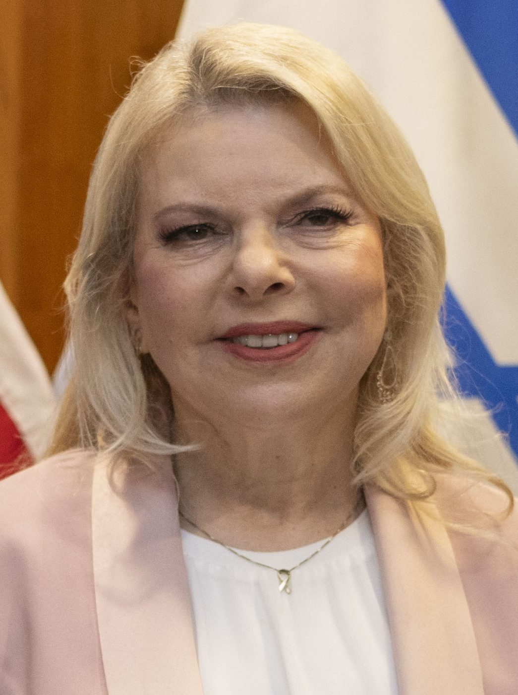 Sara Netanyahu wijst oppositieleider aan: 'Hij wist van aanslag 7 oktober'