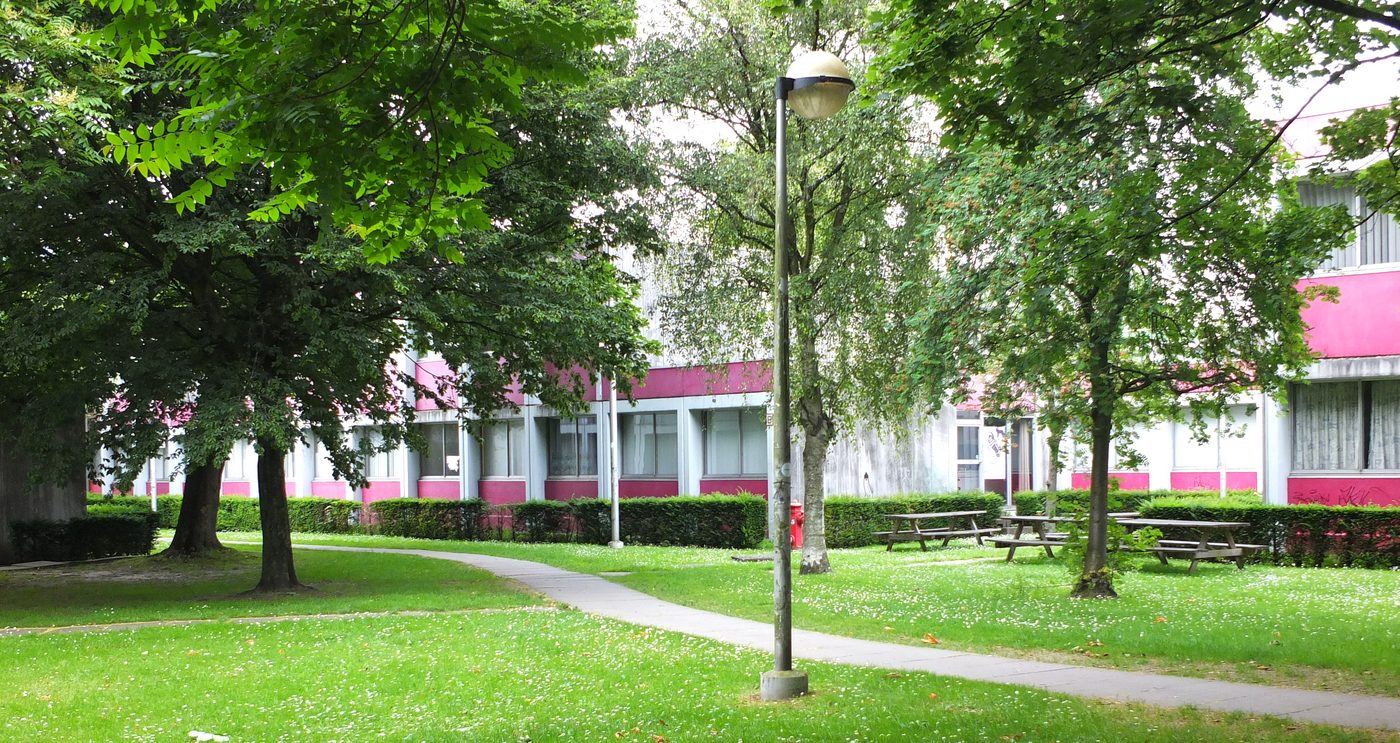 VUB bereikt akkoord met Zuhal Demir: personeelsbesparingen over vijf jaar gespreid om ontslagen te vermijden