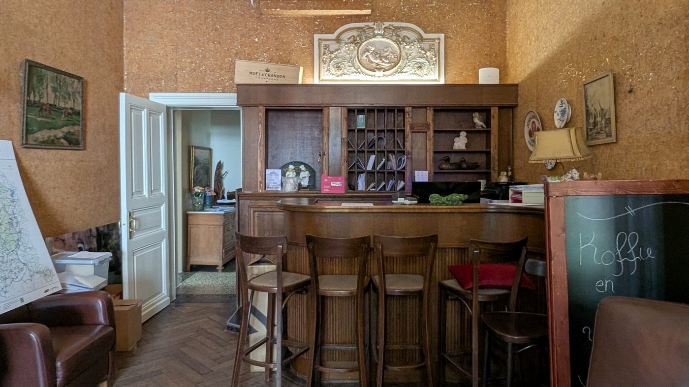 De Historie van Hotel Beau Séjour: Een Limburgse Toeristische Pionier