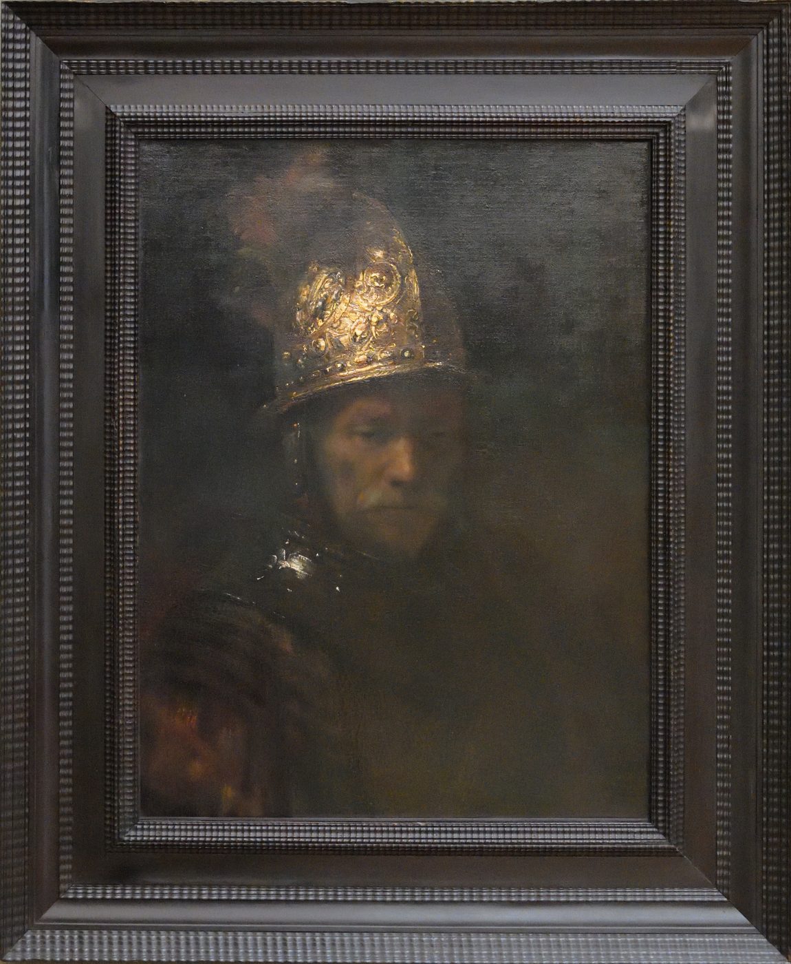 Gestolen gouden helm Drents Museum teruggevonden, persconferentie aangekondigd