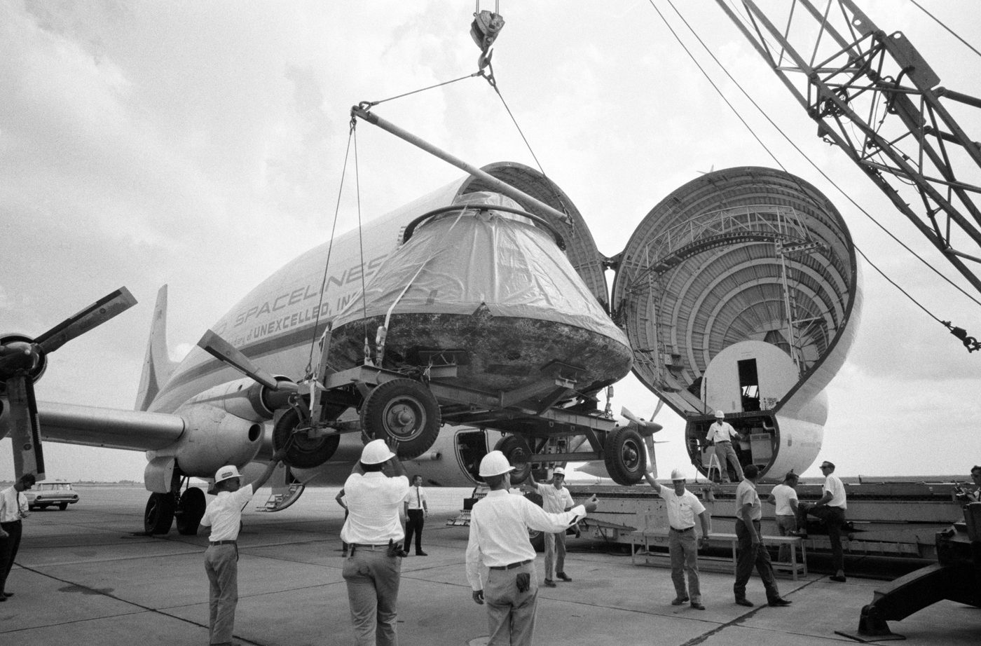 De eerste vlucht van de Super Guppy: Een mijlpaal voor NASA's logistiek