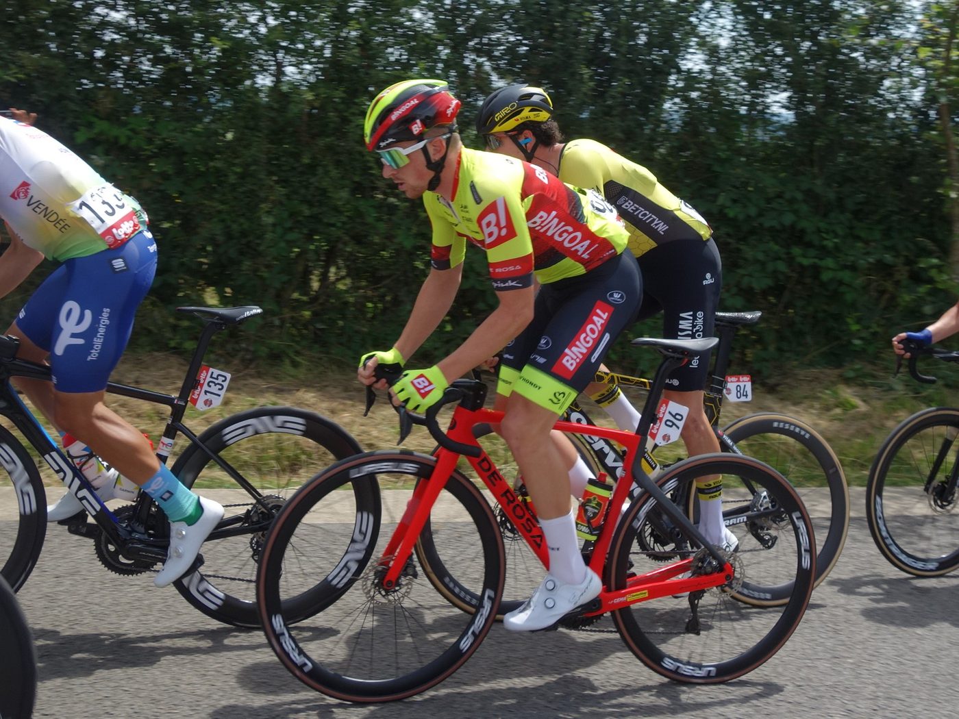 Luca Van Boven moet Vuelta verlaten na zware val