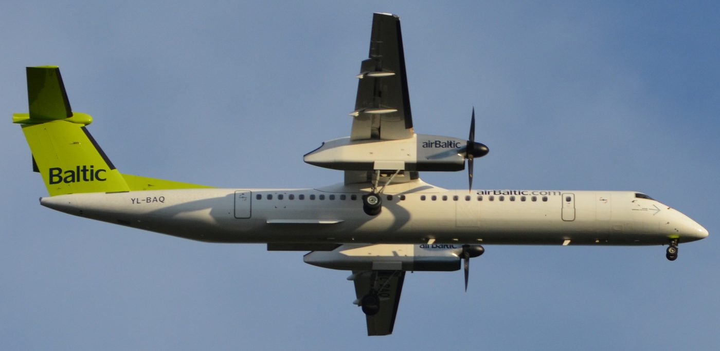 Vliegtuig van airBaltic maakt noodlanding op Brussels Airport door technische problemen