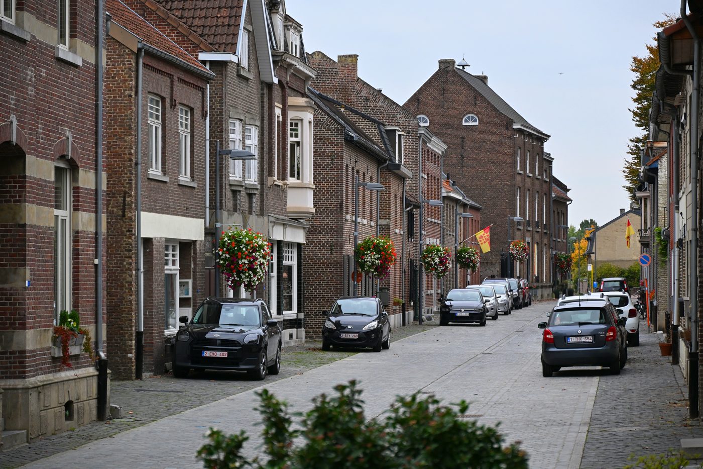 Senioren uit Lanaken voltooien Maasrun in loopbuggy's