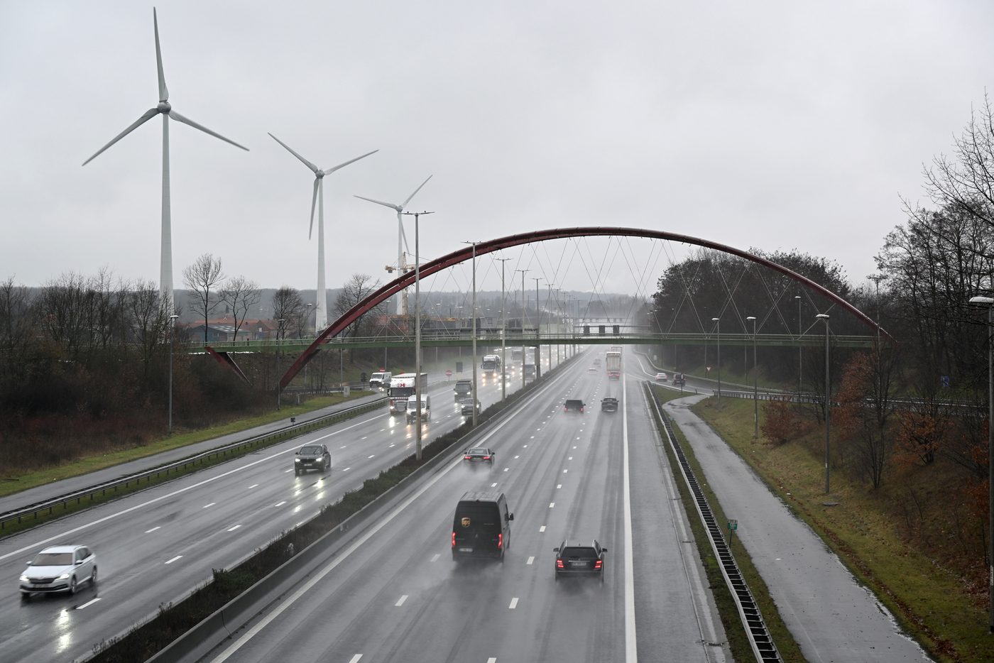 E40 bij Bertem dicht voor plaatsing nieuwe boogbrug